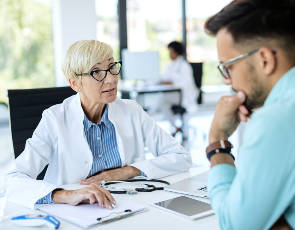 Cologuard vs Colonoscopy: Which Colorectal Cancer Screening Method Is Right for You?