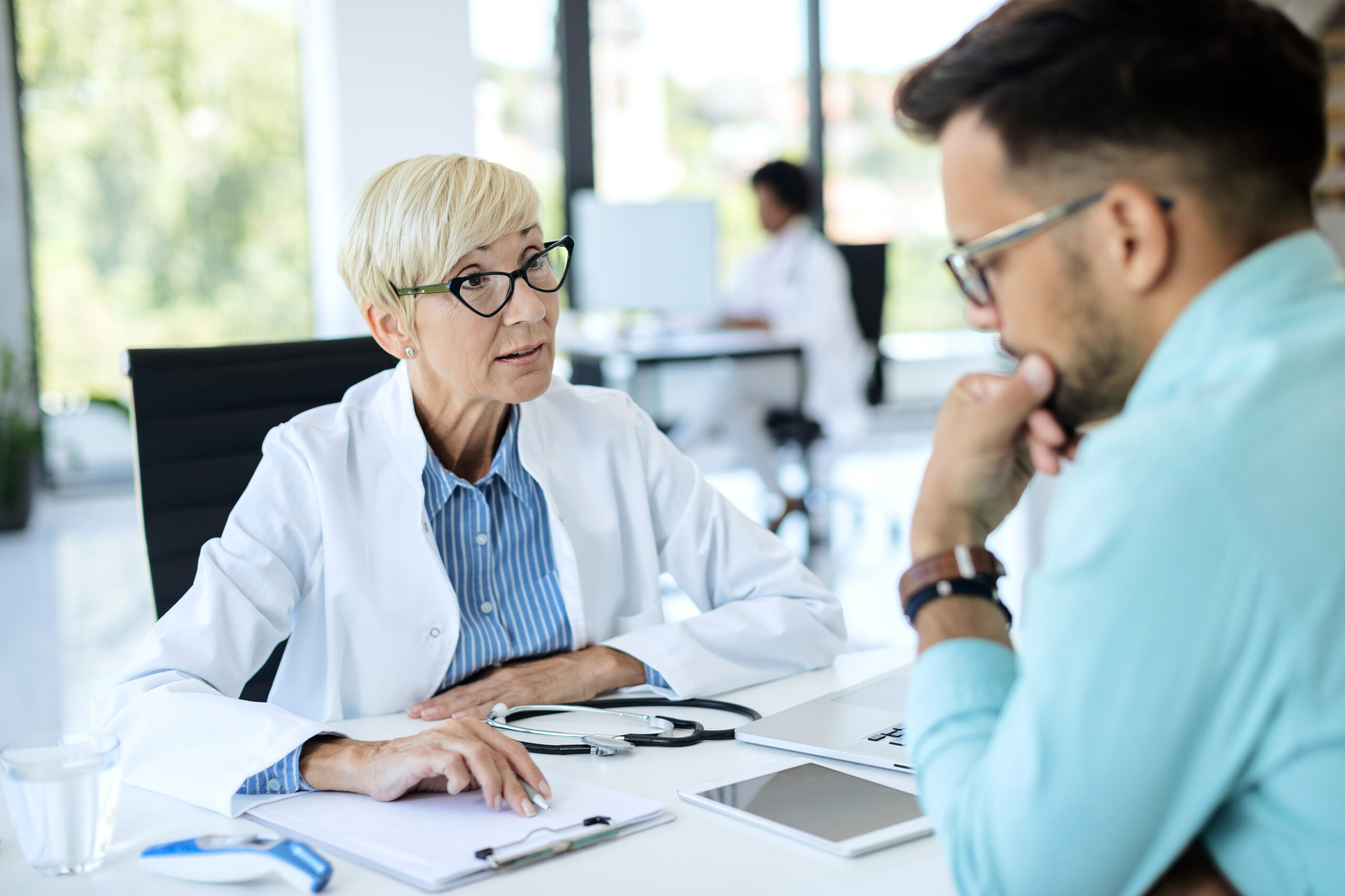 Cologuard vs Colonoscopy: Which Colorectal Cancer Screening Method Is Right for You?