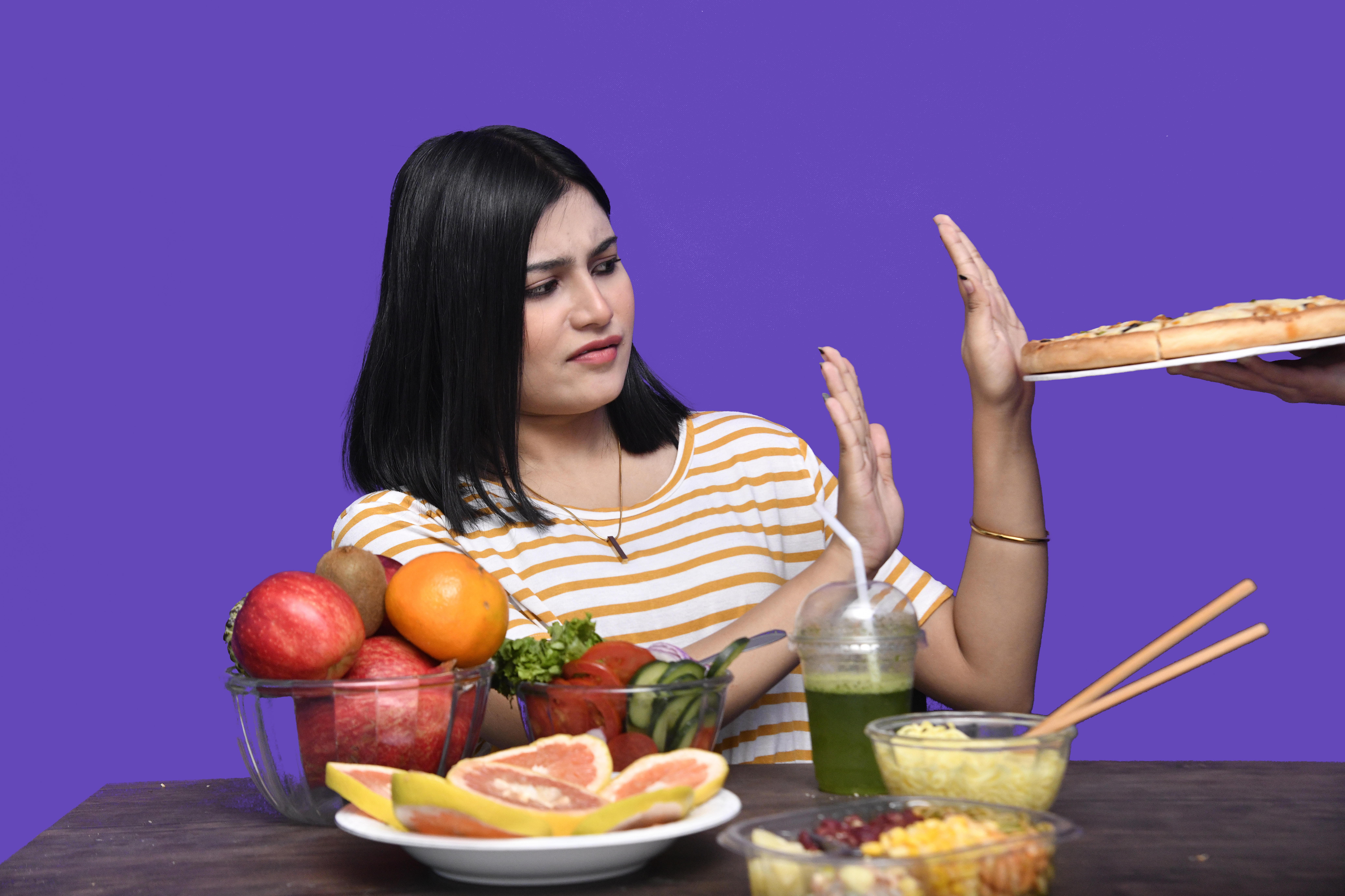 Illustration of GERD acid reflux foods to avoid and digestive health tips